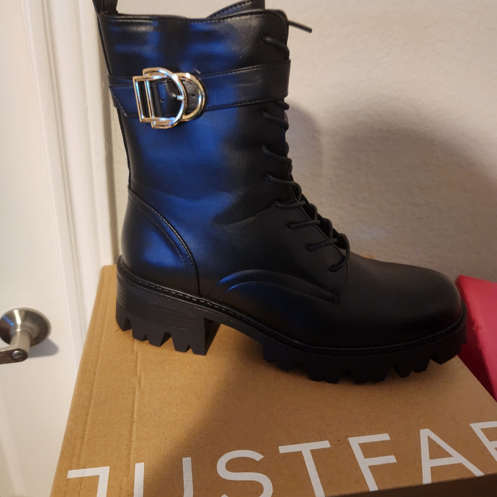 Just Fab Brand New Boots Size 11 Blk
